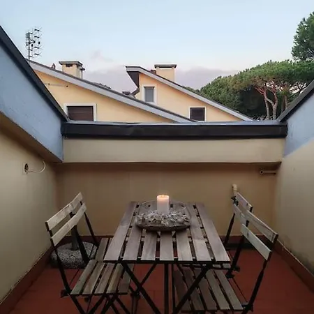 Casa Marco Aurelio Al Mare Marina di Massa